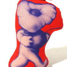 Load image into Gallery viewer, ARTWORK x FROILAN CALAYAG Garden March (Plushie Key Chain)
